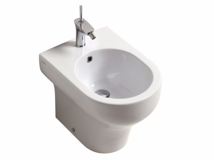 CLEAR-Bidet-Olympia-Ceramica-116791-rel99657eda.jpg